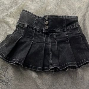 urban outfitters mini jean pleated skirt